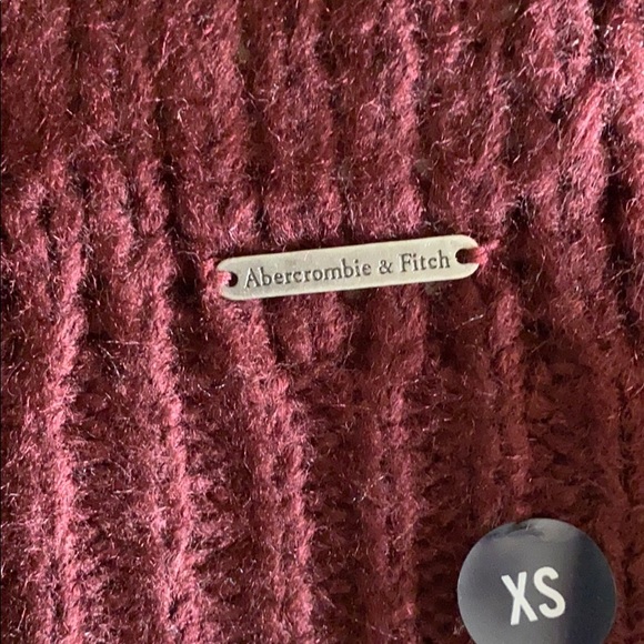 Mock neck - Picture 5 of 8